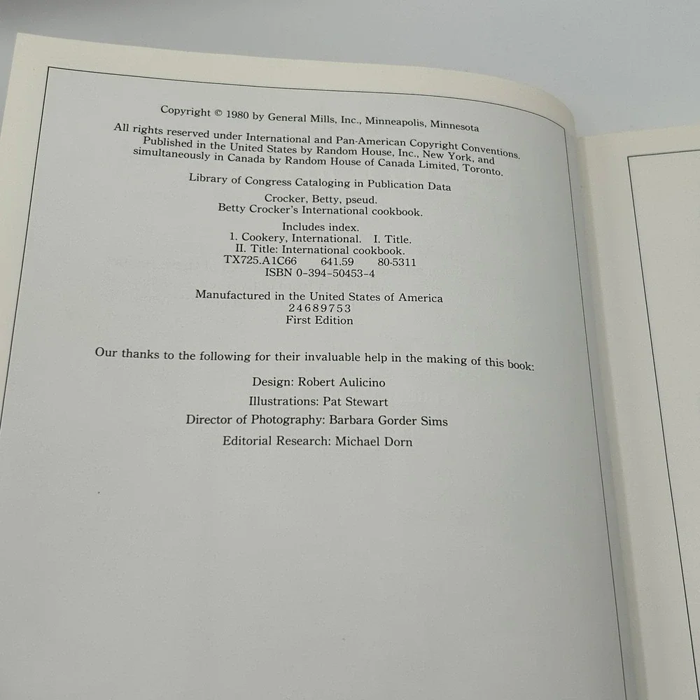 Betty Crockers International Cookbook 1980 Vintage Recipes Hardcover Illustrated